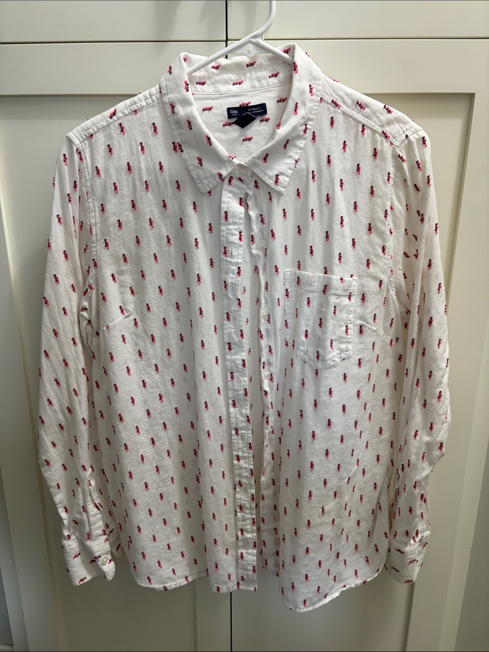 GAP White Button-Down Shirt with Red Micro Pattern
